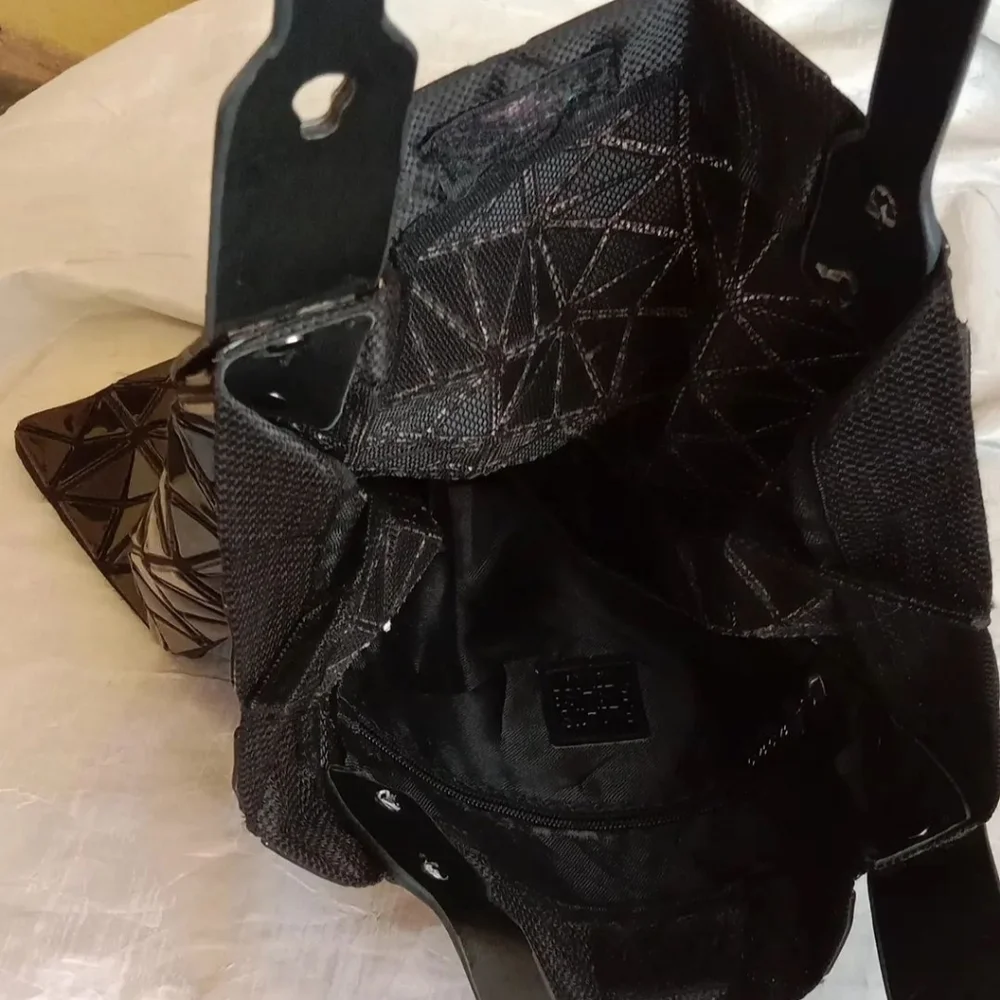 Issey Miyake Prism Tote Bag. - Picture 5 of 9